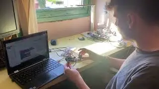 SENSOR DE LLUM I DE MOVIMENT ARDUINO TdR 2023-24 ORIOL MENCI&Oacute;N