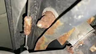 Inspecting the Rear Subframe Rust on my 2014 Mercedes Benz GLK250 Bluetec
