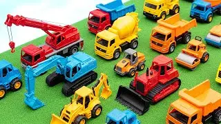 Toy Construction Trucks Play in Water 🚚💦 | Rainbow Splash Adventure 🌈