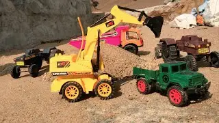 JCB Loading Sand Stone Ashoka Leyland Truck And Tata Truck And Sonalika Tractor Truck Accident 