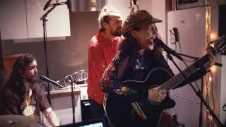Naomi Runa Trio - Som Du &Auml;r Live @ Tiny Kitchen Concert