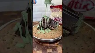Dubai chocolate cookie pie 🍪 #shorts