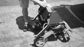 SMART CHAIR ORIGINAL: Ontdek deze opvouwbare, elektrische vouwrolstoel