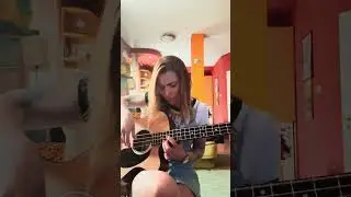Martin 000CJR-10E acoustic bass first impression (no amp) #martin #martinguitar #bass #bassguitar