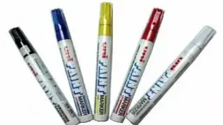 B&uacute;t sơn Uni px20 + px21