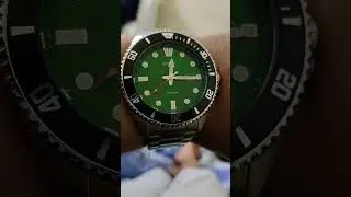 The Hulkuro [MDV-107D-3A2VDF] #casio #casioduro #watch #diverwatch #folkmusic #banjo #folksong