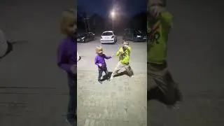 Танцуем tectonic #tectonic #тектоник #тренд #Аня #Дима #crazydancers