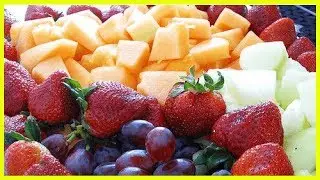 11 Foods that Reduce Stretch Marks