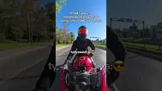Tak wygląda życie gdy masz motocykl 😄🏍#motocyklista #śmieszne #dziewczyna #biker #lwg