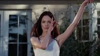 In her skin film recap - she stalks, abducts and then murders Rachel whom she considers 