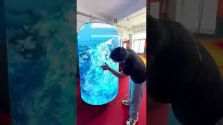 LED high-definition flexible screen creates giant Coke can