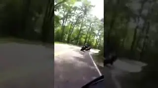 Do not ride like this! #shorts #tailofthedragon #ohno #fastaf #dangerous #318 #curves #tennessee