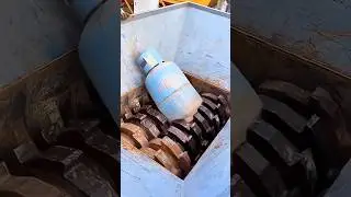 Gas Cylinder Shredding Experiment | Giant Shredder Destruction #shorts #shredding #destruction