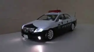 1/24 プラモデル（200クラウンパトカー） ＬＥＤ電飾（2）