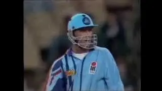 Heath Streak Clean bowls Zimbabwe Vs England