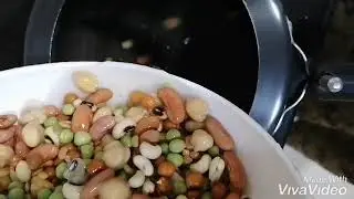 Healthy mixed grains curry