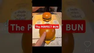 The PERFECT Burger BUN ‼️😂🍔 #shorts #funny #fyp #mcdonalds #burger #burgerbun #trending #foryou