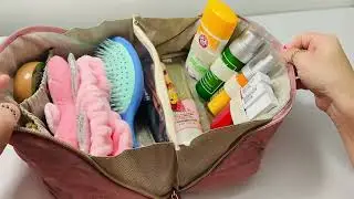 Wandering Nature Travel Makeup Bag, Wide-Open, Large Capacity, Quilted Makeup Organizer, Open Flat