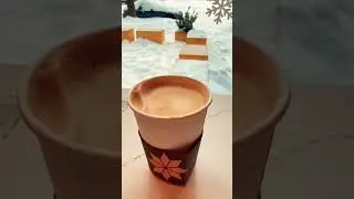 Snowstorm & Coffee ☕.           #travel #newyork #coffee #snow #live #livestream