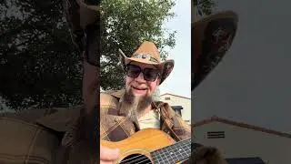 Drinkin&rsquo; Red, Red Wine (Singin&rsquo; Sweet Caroline)