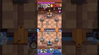 Free to play vs Pass royale&mdash;clash royale