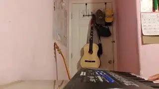 Jingle Bells - Simply Electronic Keyboard Playing