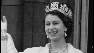 Pourquoi les rois et reines mettent-ils une couronne ?