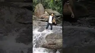 Aakasam Bhadalina