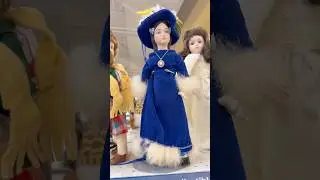 💖Looking at beautiful porcelain dolls in Savers thrift store💖