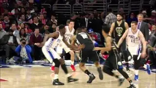 Jabari Parker Posterizes Nerlens Noel!