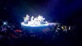 Rascal Flatts GmPlace-Jay Singing