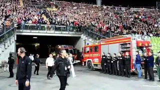 U2 360&deg; Tour - Walk out to Stage - Live in M&uuml;nchen (Munich) 15.09.2010