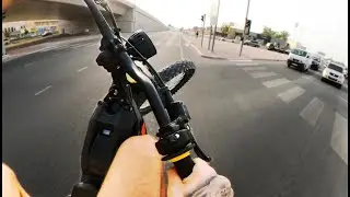 Безумная езда на мотоцикле Surron E в Дубае!