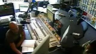 at live105