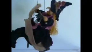 Le rire de la sorci&egrave;re rose