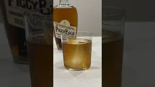 MAPLE SYRUP FASHIONED #maplesyrup #oldfashioned #fallrecipes #autumn #autumnrecipes #cocktail
