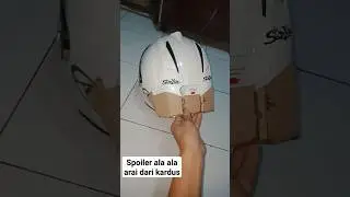 membuat spoiler Helm Yamaha Cargloss old #modifikasi #helm #arai