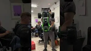 Огромная машина на пульте, еще больше видео с ней на канале ⚠️🚀