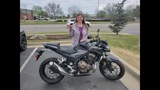 Новый райдер Эшли приобретает совершенно новый CB500F 2021 года.