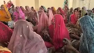 मारवाड़ी भजन।देसी राजस्थानी माताजी का बहुत बढ़िया भजन पूरा जरूर सुने।लाइक, शेयर और सब्सक्राइब करें।