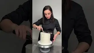 5 SECRETE pentru o nivelare perfectă ✨ Vezi descrierea ⤵️ #cake #purplevelvet