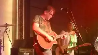 Kev Maher live - Catch You When You Fall