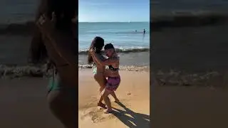Ace y Griselle- Bachata dancing at the beach !