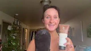 BEST CLEAN BEAUTY of 2021: Self Tanner