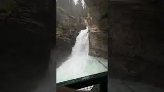 Bow Falls, Banff 📍 #banffnationalpark #alberta #falls #explorecanada #waterfall #banff