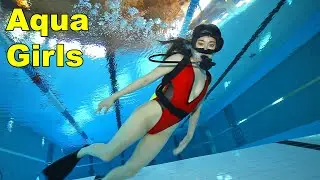Hot Swimsuit Scuba Diving Girl