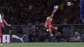 Gjani Alioski score bicykle kick goal 😄 #Shorts