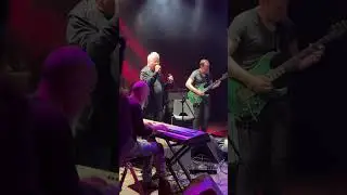 ג׳אם לזכר אשר פדי במועדון האזור 16/11/25