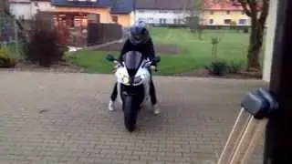 2010 Kawasaki ZX-10R Ninja drive 17 year old girl