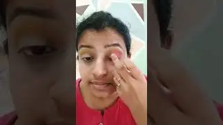 Pink shimmery eye makeup look for begginers 💕| how is this 🤪| #shorts #youtubeshorts #pinkeyemakeup